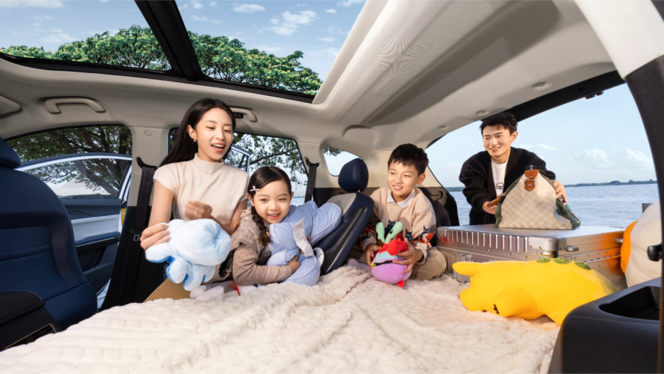 9.98-14.98万元  大七座电混SUV  尊龙凯时人生就搏X8 E家正式上市1233.png